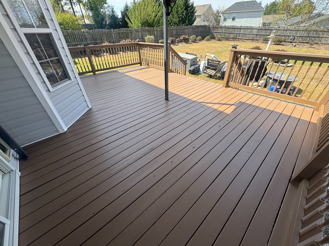 Deck refinishing in Lexington, SC